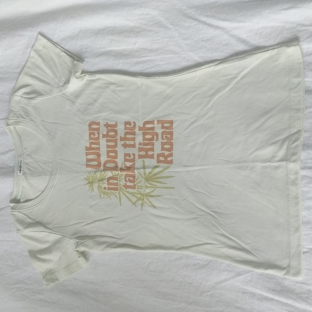 High Road tee small
